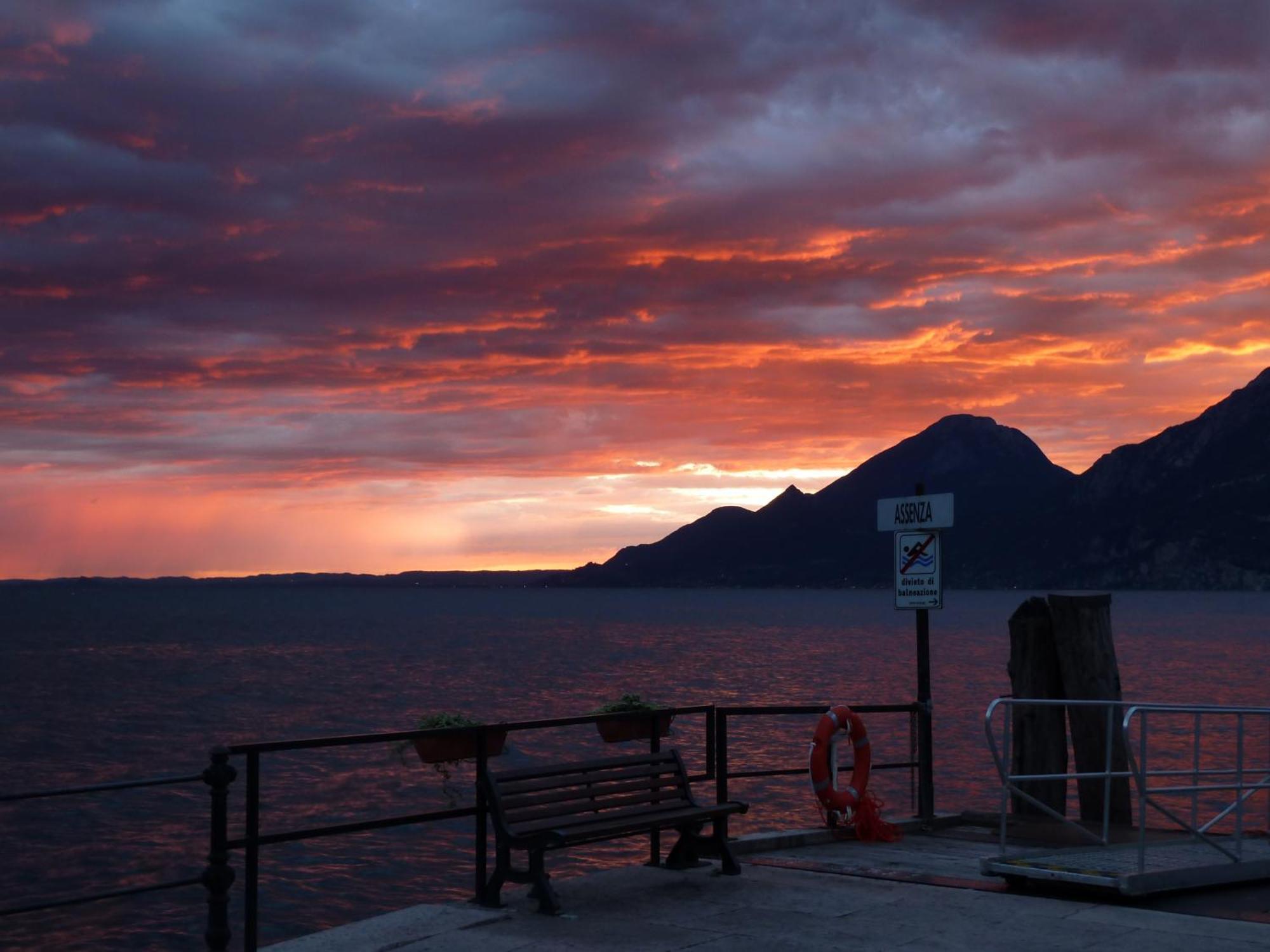 Albergo Casa Este Brenzone sul Garda Exteriér fotografie