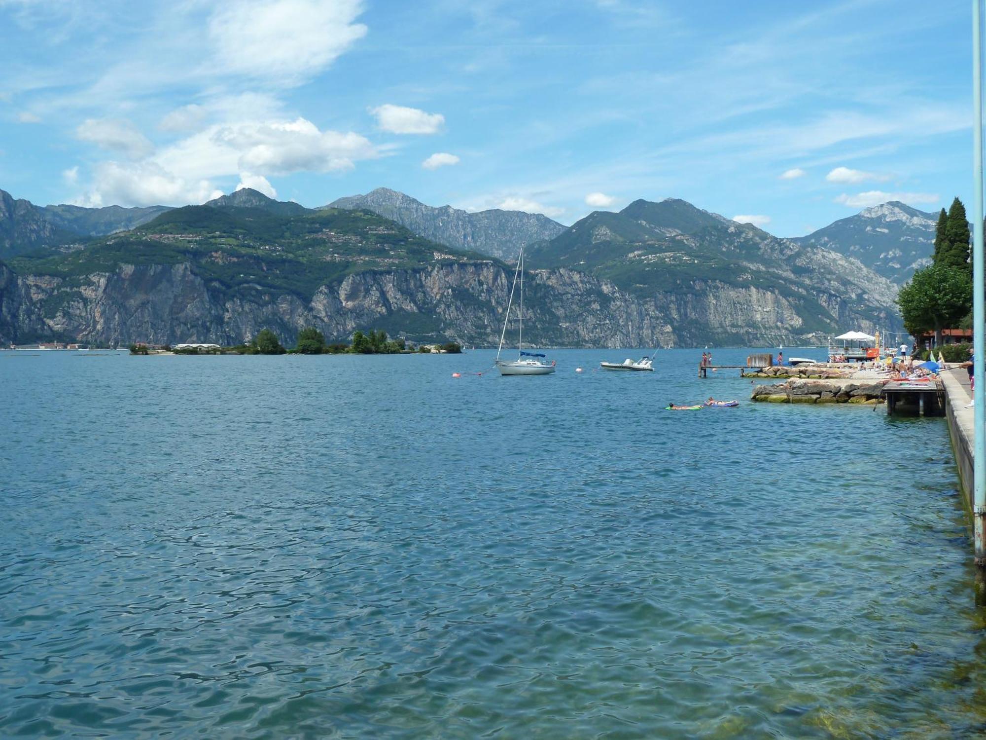 Albergo Casa Este Brenzone sul Garda Exteriér fotografie